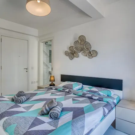 Апартаменты Panoramic & Jacuzzi Sliema Penthouse