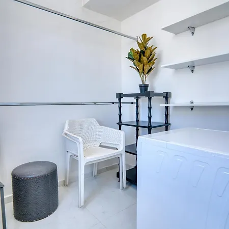 Panoramic & Jacuzzi Sliema Penthouse Gżira